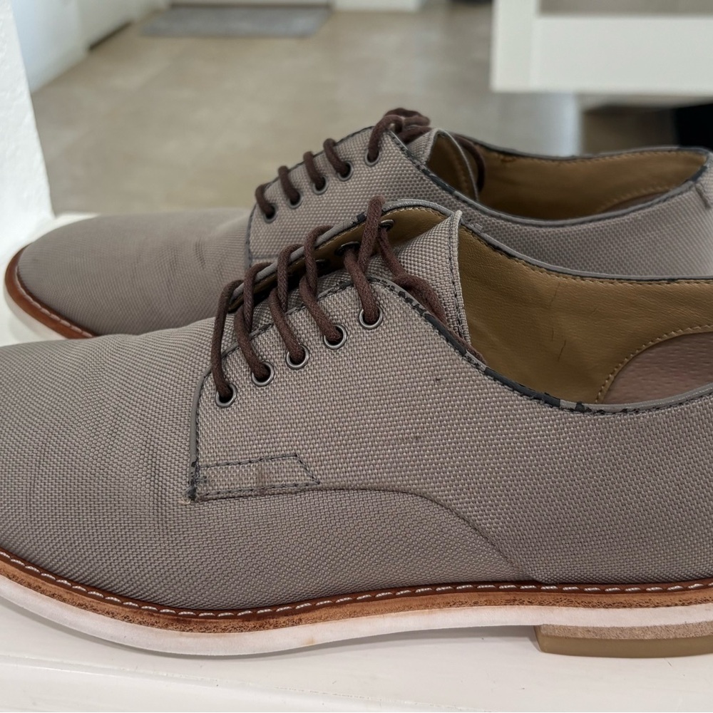 Calvin Klein Men's Taupe Canvas Oxfords